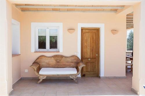 Colonia de Sant Jordi Villa Sleeps 9 Pool Air Con