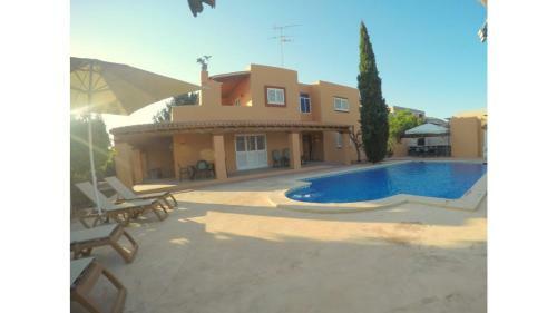 Villa Km2