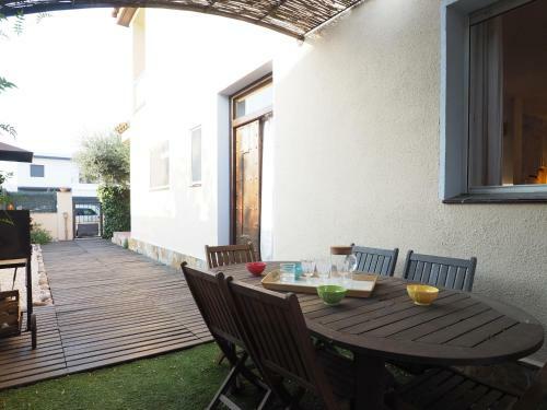 Casa Con Piscina En La Costa Brava. Closets
