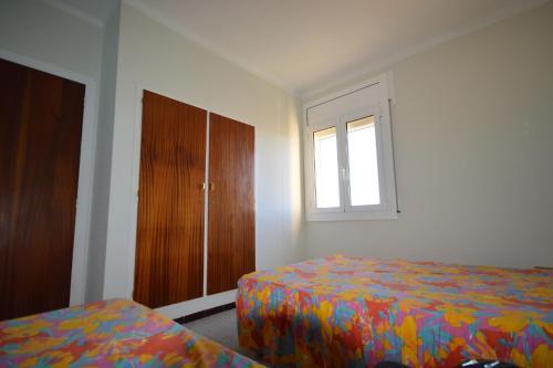 Apartamento Con Piscina Comunitaria. Tcanig�2d