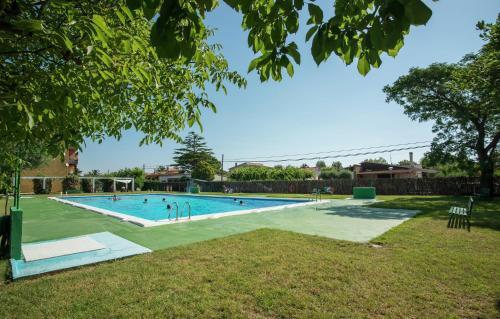 Apartamento Con Piscina Comunitaria. Tcanig�2d