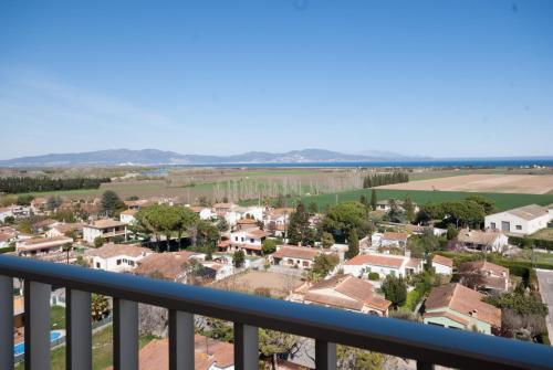 Apartamento Con Piscina Comunitaria. Tcanigo9b