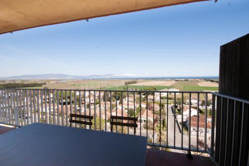 Apartamento Con Piscina Comunitaria. Tcanigo9b