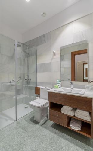 Hotel Emblem�tico Holiday Time