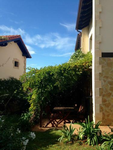 Apartamentos Santillana Del Mar