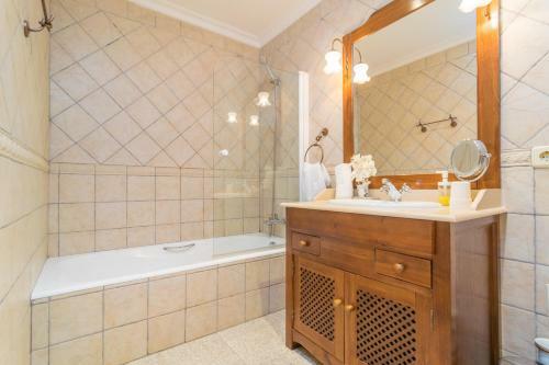 Villa Can Grau (can Grau 32)