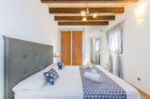 Villa Can Grau (can Grau 32)