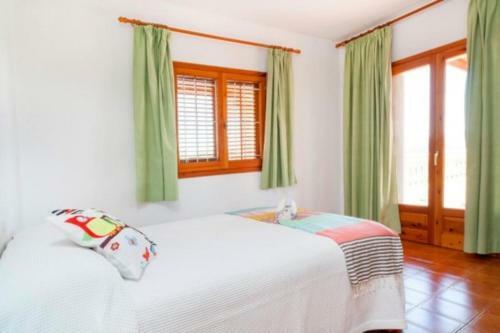 Ses Paisses Villa Sleeps 8 Pool Air Con T251916