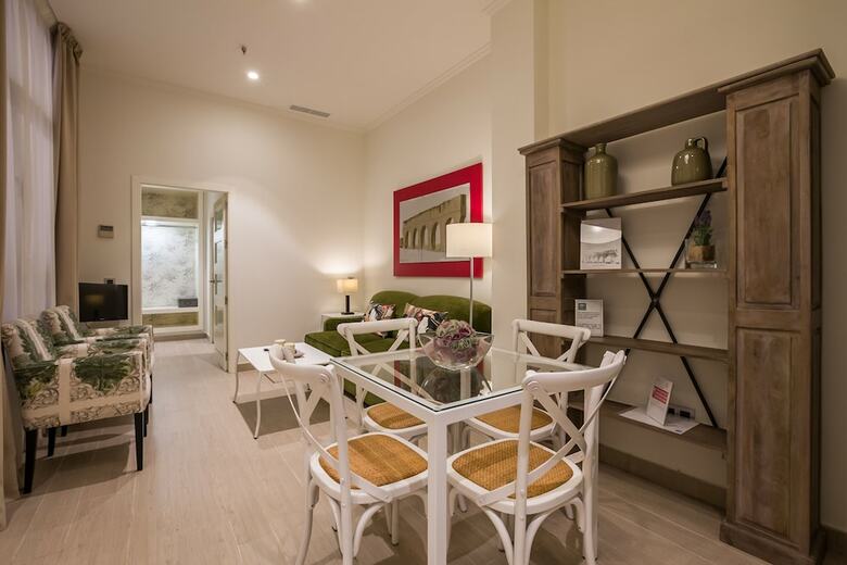 Apartamentos Puerta Catedral Vinuesa15
