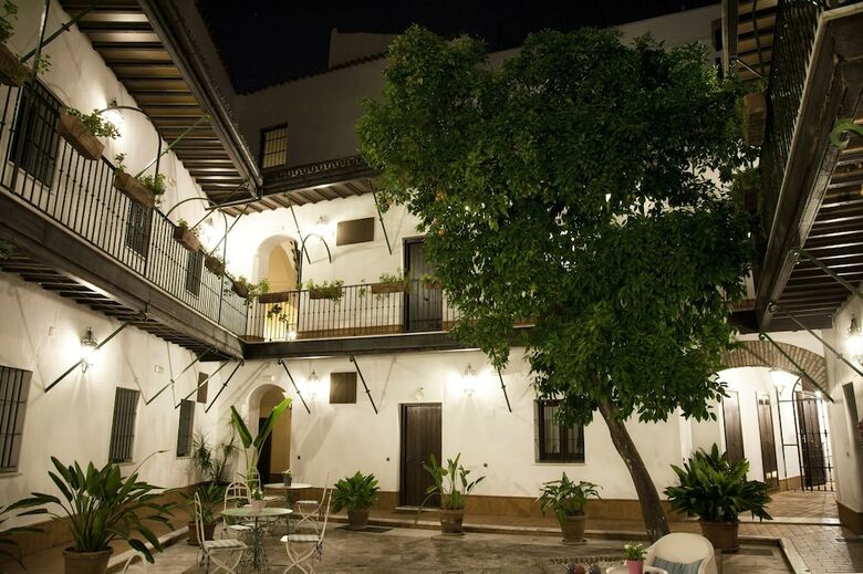 Apartamentos Singular Corral De San Jos�