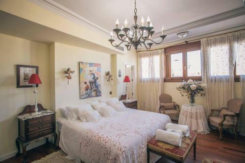 Historic Apartment In Santa Cruz