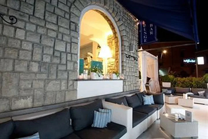 Hotel Le Ancore(.)