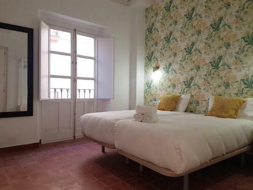 Reservaloen Casa Sevillana