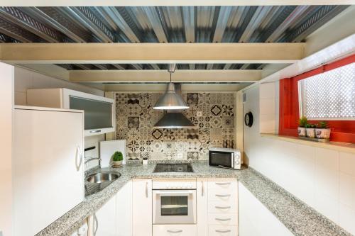 Mint Urban Suites Cozy Apartment