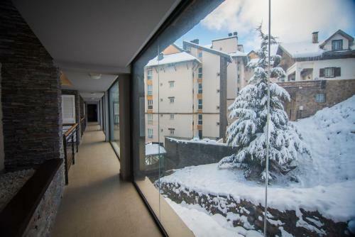 Apartamento Miramar Ski 8 Sleeps