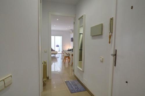 White Center Apartment