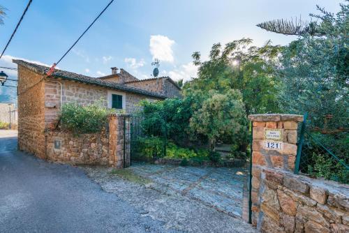 A Baix Des Puig