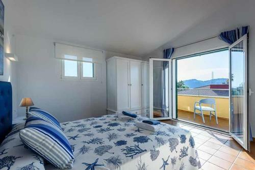 Torre Soli Nou Villa Sleeps 7 Pool Air Con Wifi