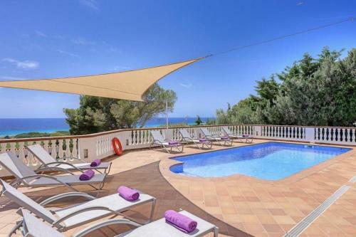 Torre Soli Nou Villa Sleeps 9 Pool Air Con Wifi