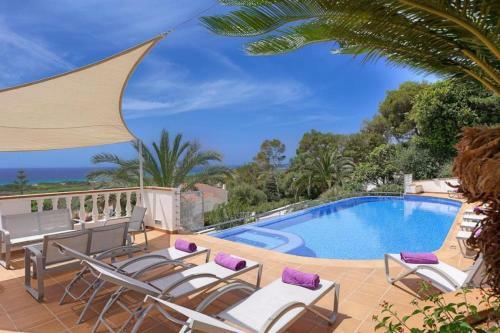 Son Bou Villa Sleeps 13 Pool Air Con Wifi