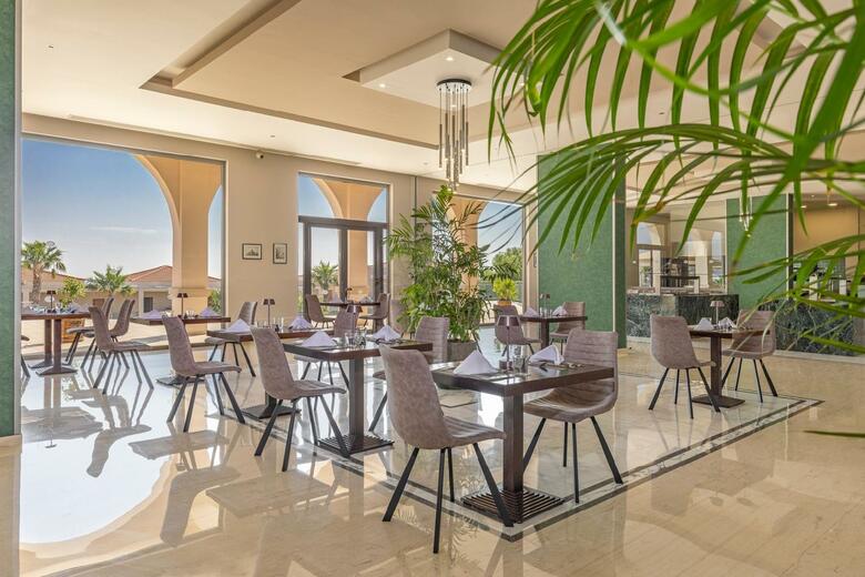 Hotel The Kresten Royal Villas & Spa