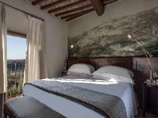 Hotel Castel Monastero