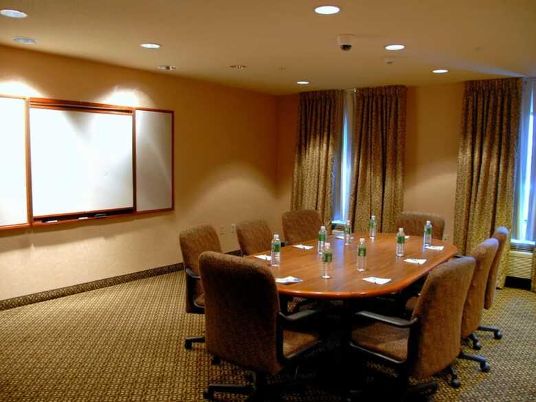 Hotel Staybridge Suites Allentown Be