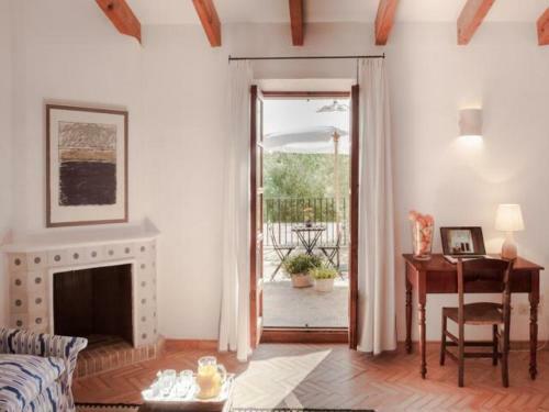 Son Serra De Marina Villa Sleeps 16 Pool Air Con