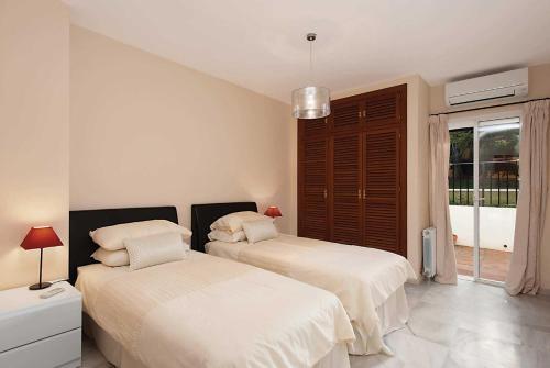 Sotogrande Villa Sleeps 6 Air Con Wifi