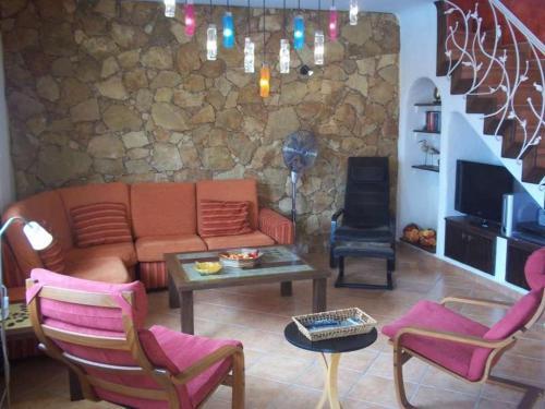 Tahiche Villa Sleeps 8 Pool Wifi