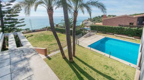 Luxury Beachfront Villa In Tarragona