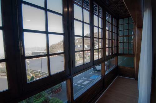 Los Rodeos Apartments