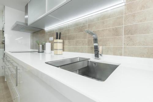 Apartamento Flatsandrooms Avenida De Aragon