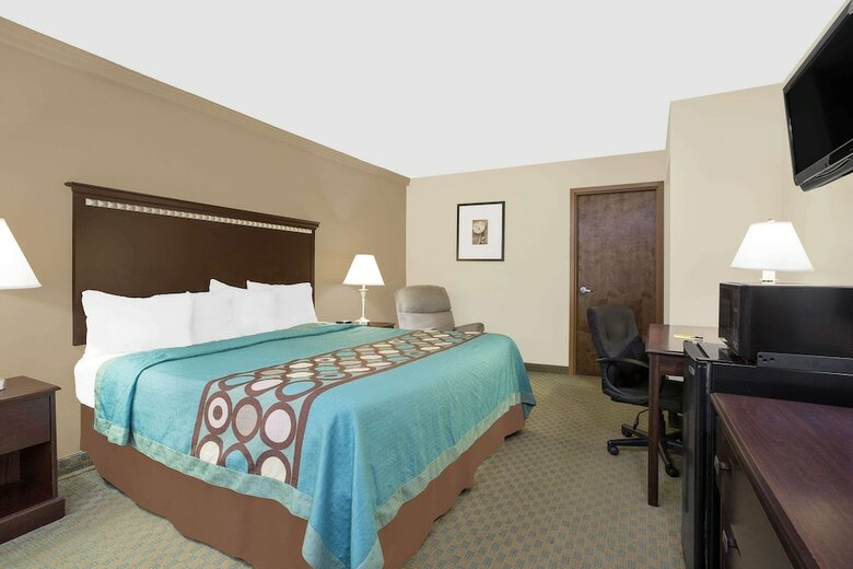 Hotel Super 8 Danville Pa