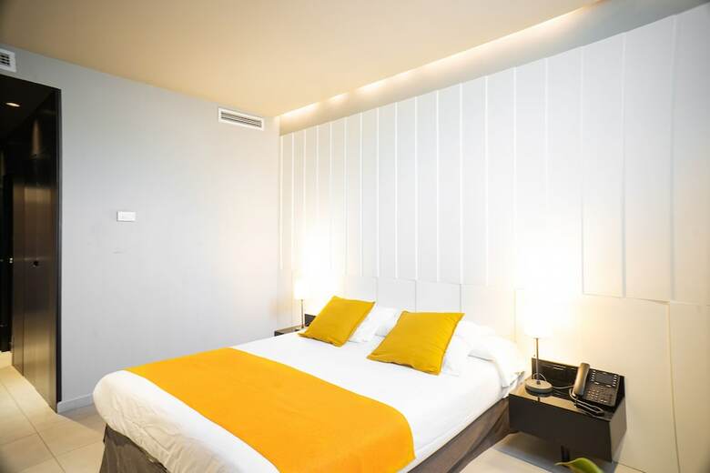 Costa Del Sol Hotel
