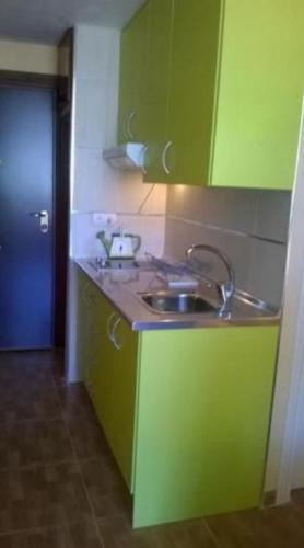 Apartment In Torremolinos 106094