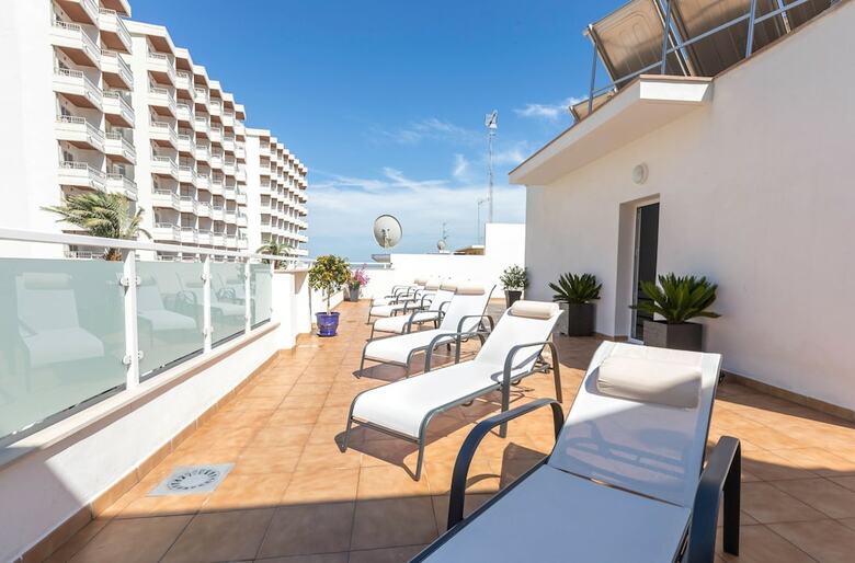 Hostal Bajondillo Beach Cozy Inns