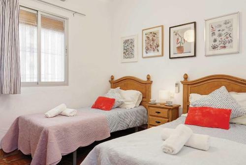 Torrox Villa Sleeps 6 Air Con Wifi
