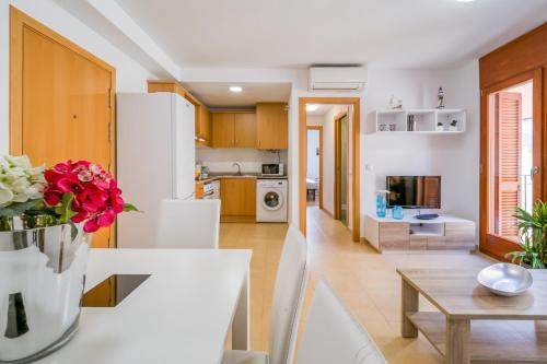 Apartamento Vivalidays Urban Tossa 2a