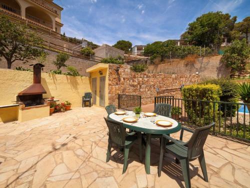 Holiday Home Cala Llorell