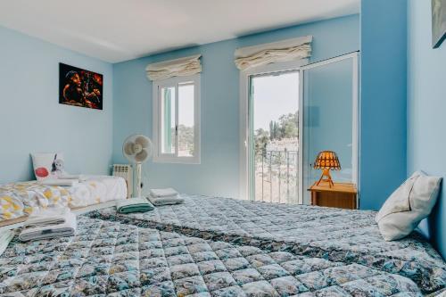 Ava�s Secret House