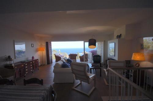 Lets Holidays Sailor House With Sea Views