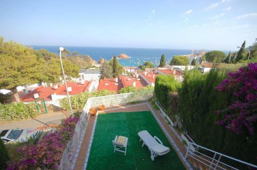 Lets Holidays Sailor House With Sea Views