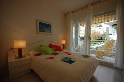 Lets Holidays Beach Apartment 2rooms Tossa