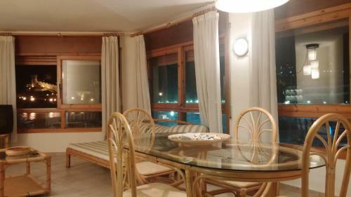 Lydia's Apartment With Castle View