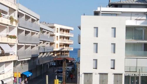 Lets Holidays Voramar Apartment