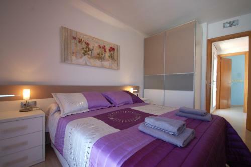 Lets Holidays Big Terrace House And 2 Parking