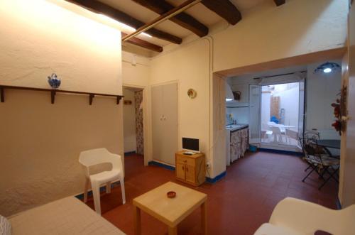 Lets Holidays Codolar Apartment