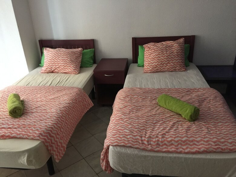Hostal Fun And Sun Center 2