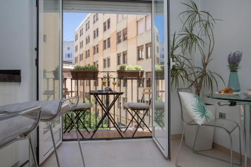 Apartamento Singularstays Poeta Querol